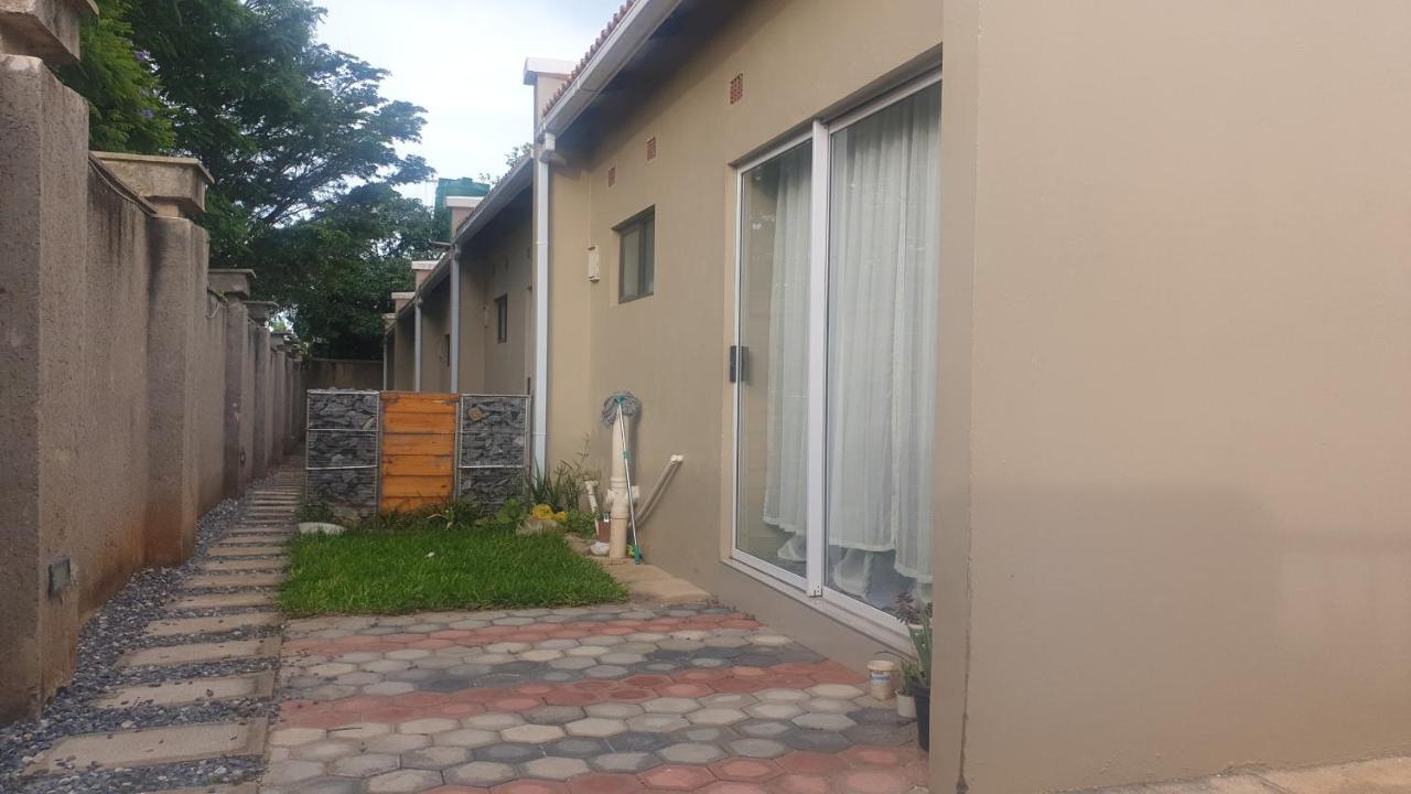 Lukundo Place Лусака Екстер'єр фото
